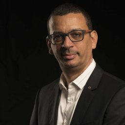 Dans le bureau de - Vincent Bourelly 03 - Copy